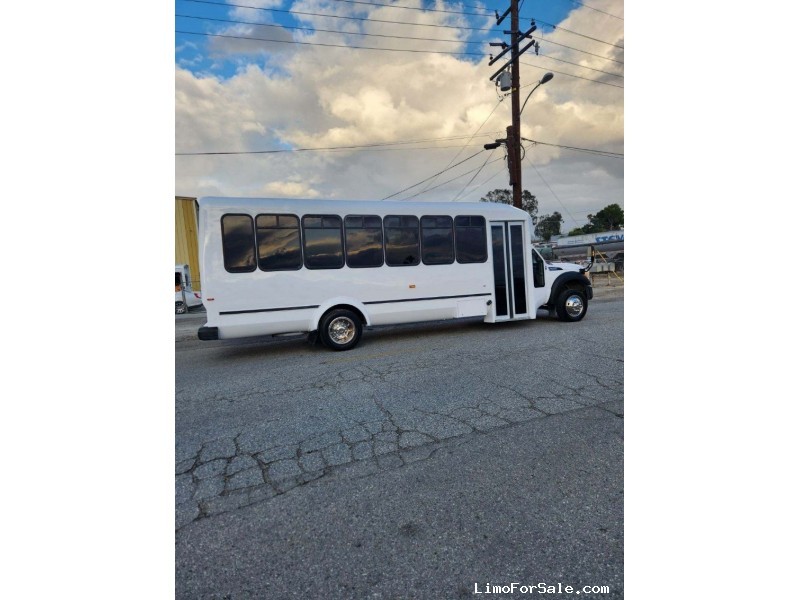 Used 2015 Ford F-550 Mini Bus Limo ElDorado - fontana, California - $79,995