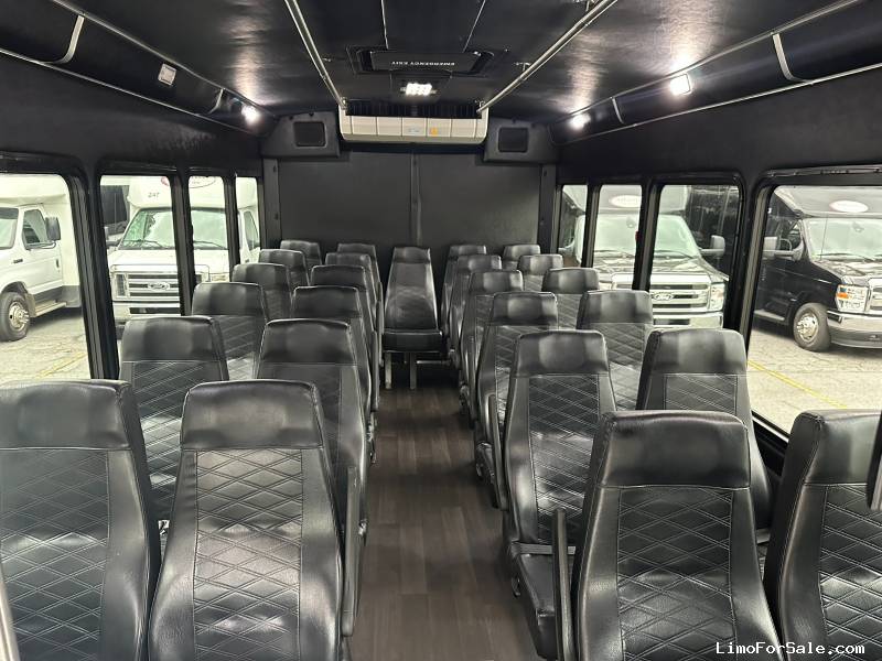 2018, Mini Bus Shuttle / Tour, Starcraft Bus