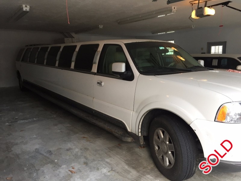 Used 2003 Lincoln Navigator SUV Stretch Limo Pembroke, Massachusetts