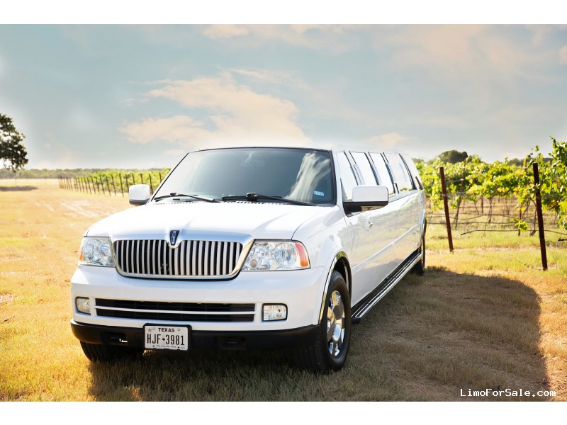 Used 2006 Lincoln Navigator SUV Limo Executive Coach Builders - Kerrville, Texas - $20,000