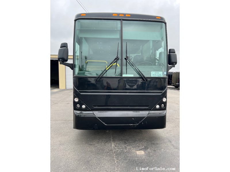 Used 2013 Van Hool C2045 Motorcoach Shuttle / Tour OEM - San Antonio, Texas - $99,000