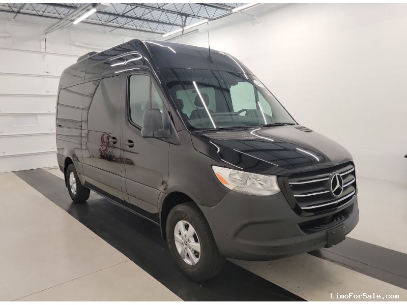 Used 2019 Mercedes-Benz Sprinter Van Shuttle / Tour  - BALDWIN, New York    - $59,995