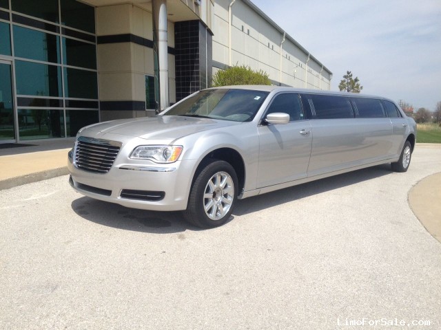 New 2012 Chrysler 300 Sedan Stretch Limo Executive Coach Builders ...