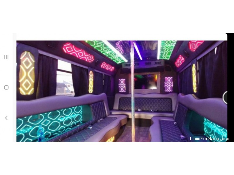 Used 2014 International 9900 Series Mini Bus Limo Champion - Visalia, California - $55,000