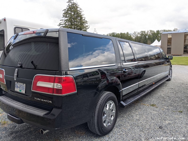 Used 2008 Lincoln Navigator L SUV Stretch Limo Executive Coach Builders - VANCOUVER, British Columbia    - $35,000