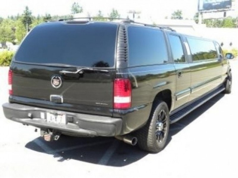 Used 2002 Chevrolet Suburban SUV Stretch Limo - Seattle, Washington