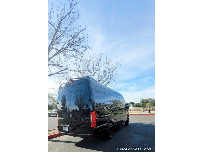 New 2019 Mercedes-Benz Sprinter Van Limo OEM - Commerce, California - $79,999