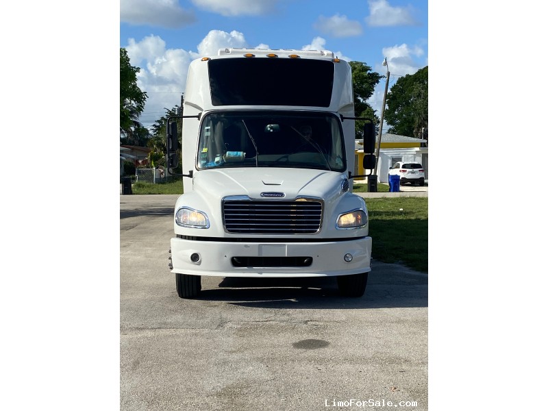 Used 2016 Freightliner M2 Mini Bus Shuttle / Tour Grech Motors - Davie, Florida - $124,900