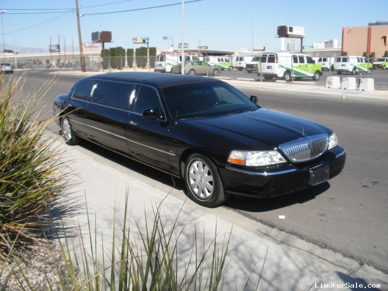 Lincoln town car 2003