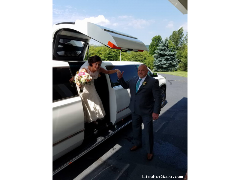 Used 2017 Cadillac Escalade ESV SUV Stretch Limo Pinnacle Limousine Manufacturing - Westland, Michigan - $96,000