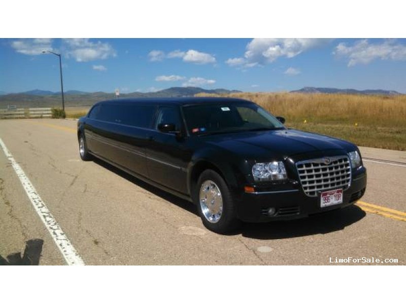 Used chrysler 300 colorado #4