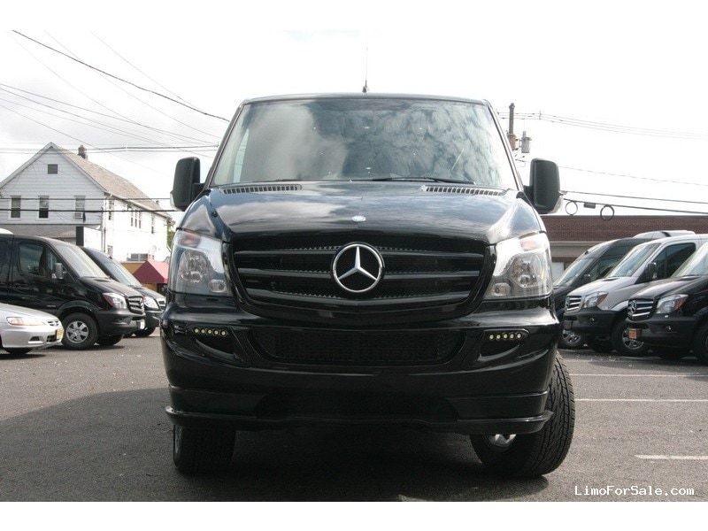 Customized mercedes benz sprinter for sale #2