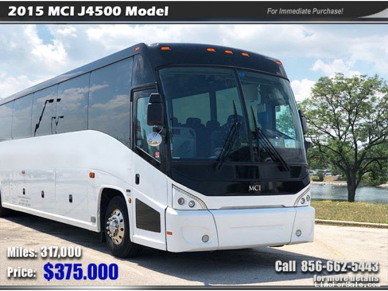 Used 2015 MCI Motorcoach Shuttle / Tour  - Springfield, Missouri