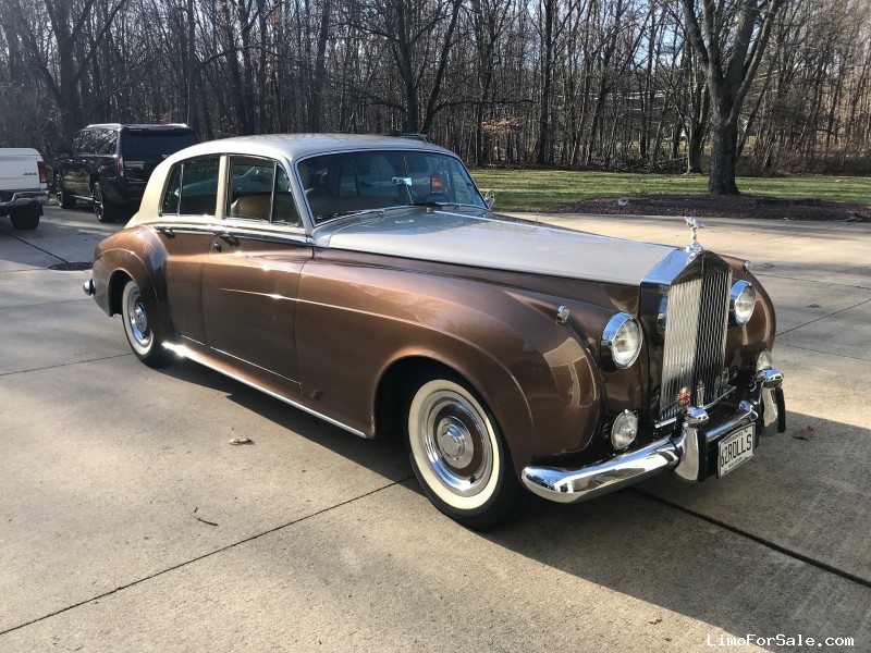 Used 1962 Rolls-Royce Silver Cloud Antique Classic Limo Rolls Royce - South Bend, Indiana    - $79,995