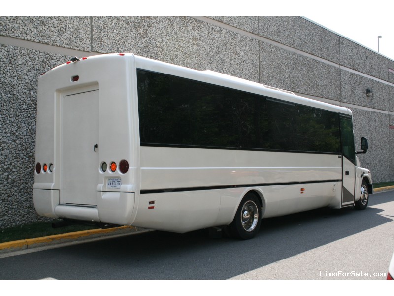 Used 2005 Freightliner M2 Mini Bus Limo EC Customs - Lorton, Virginia - $79,995